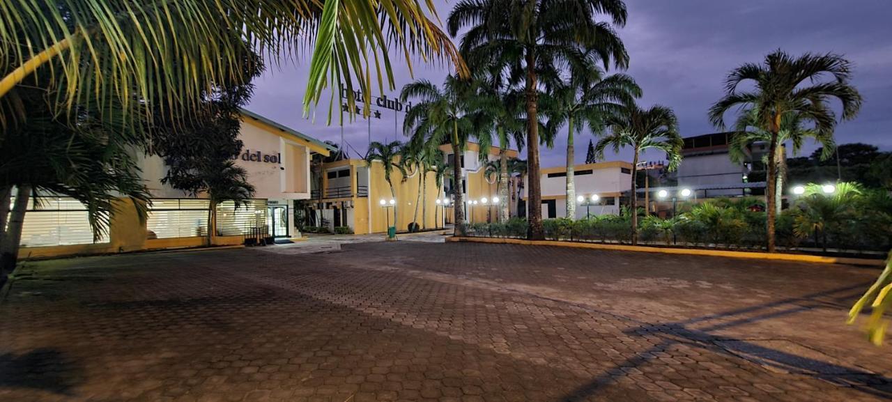 Hotel Club Del Sol Atacames Exterior foto